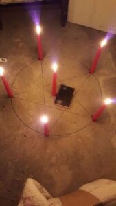 RITUEL PUISSANT D'ARGENT FAIT PAR LE MAÎTRE MARABOUT ALAFIA